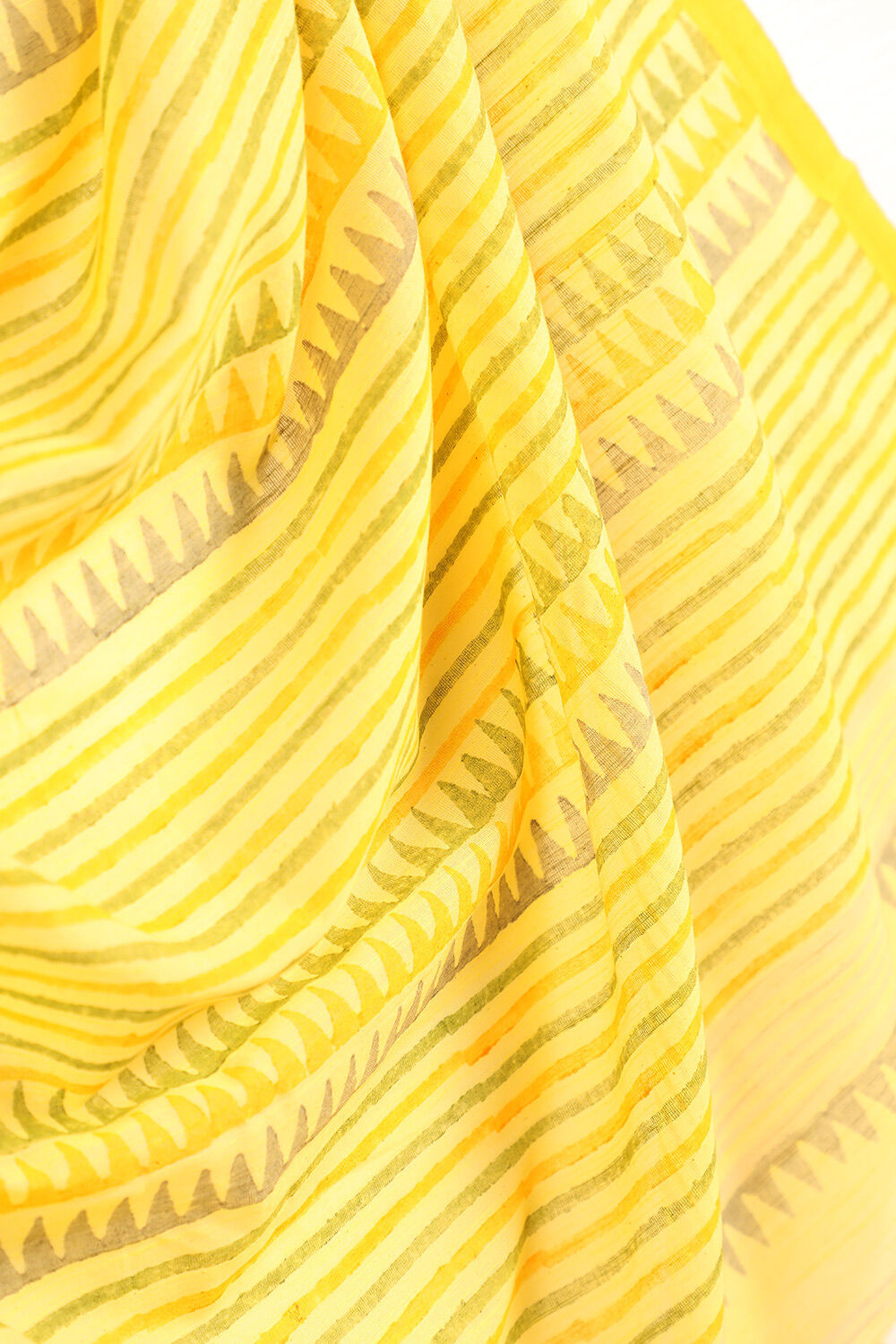 Yellow Printed Bengal Pure Cotton Saree image number null