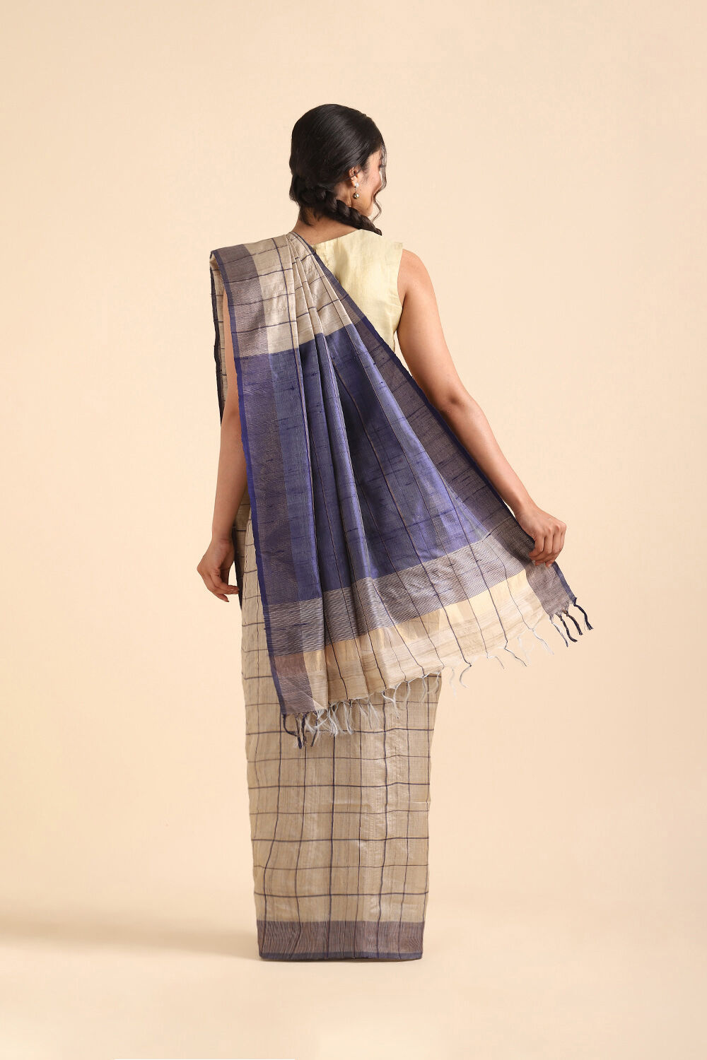 Beige Pure Tussar Silk Bhagalpuri Saree image number null