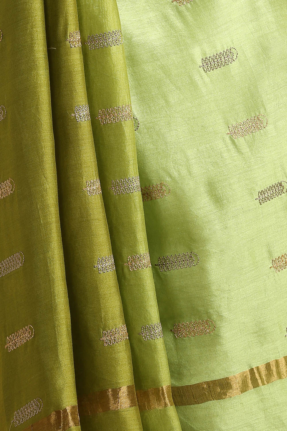 Green Pure Silk Cotton Embroidered Saree image number null