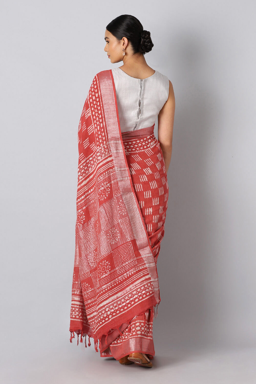 Red Pure Cotton Linen Bagru Printed Saree image number null
