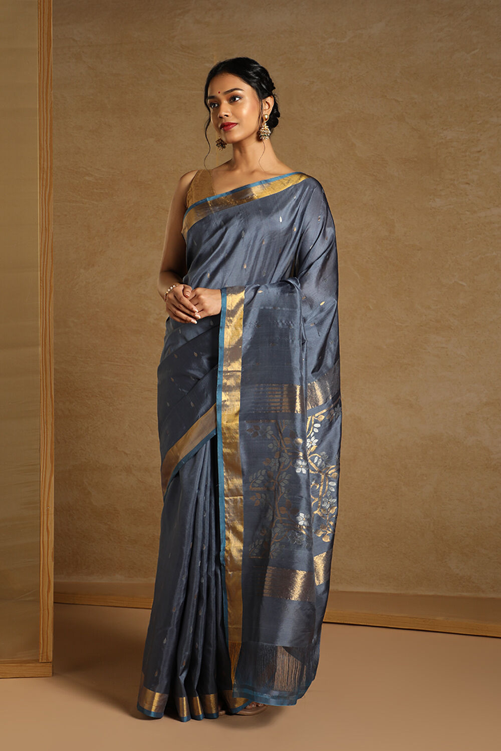 Grey Pure Silk Uppada Jamdani Saree image number null