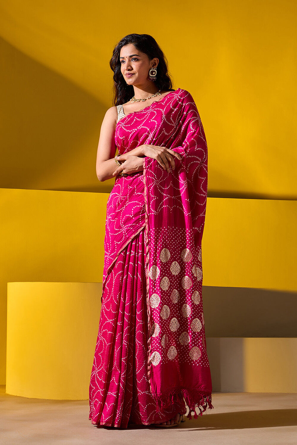 Pink Gujarat Silk Muga Tie & Dye Bandhni Saree image number null