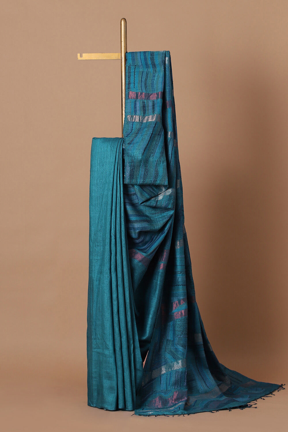 Blue Pure Silk Tussar Jamdani Saree image number null