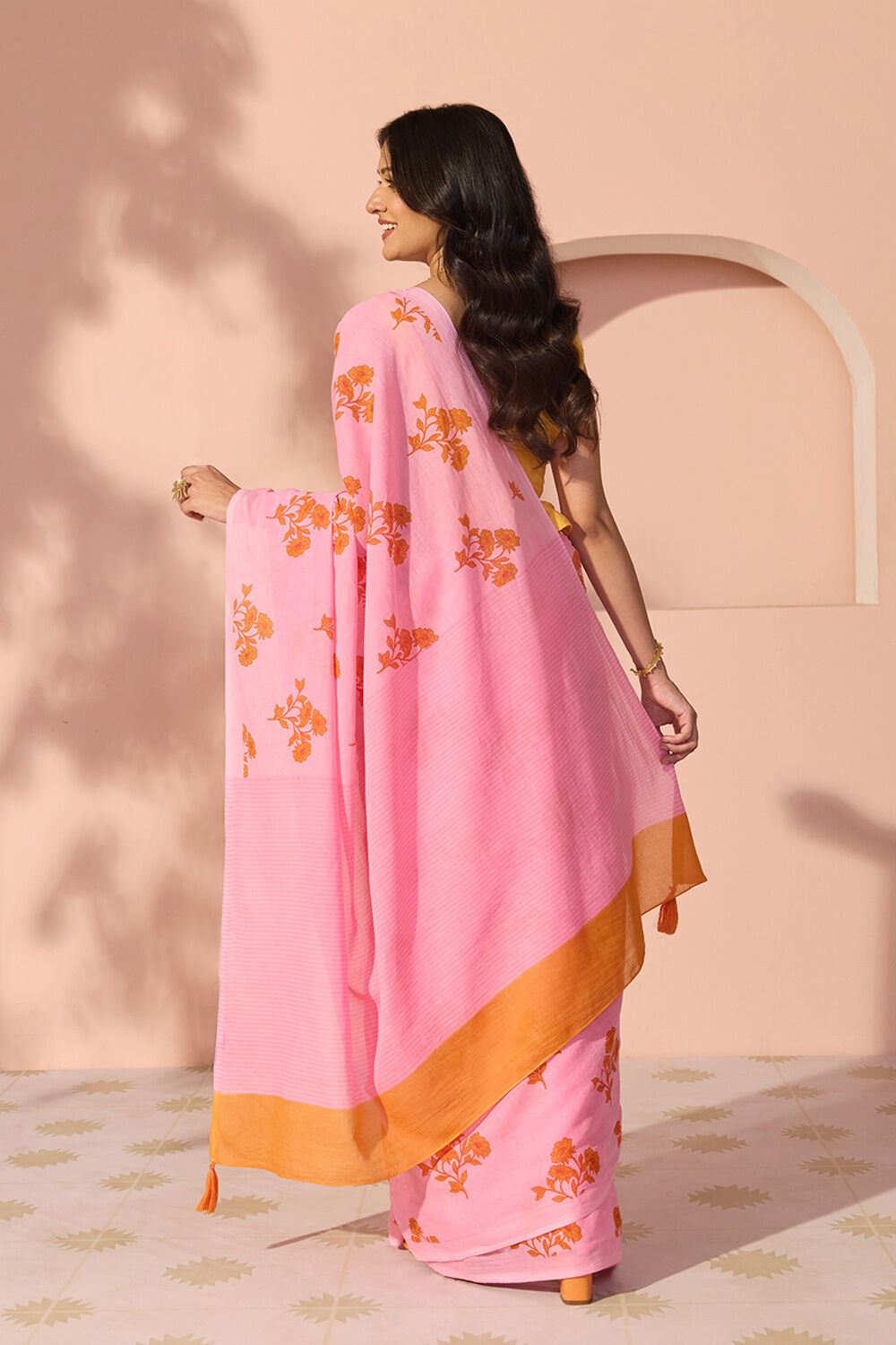 Pink Bengal Screen Printed Pure Cotton Mulmul Saree image number null