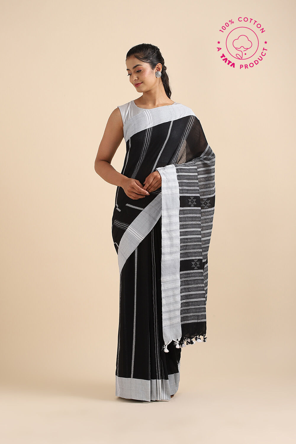 Black Pure Cotton Bengal Saree image number null