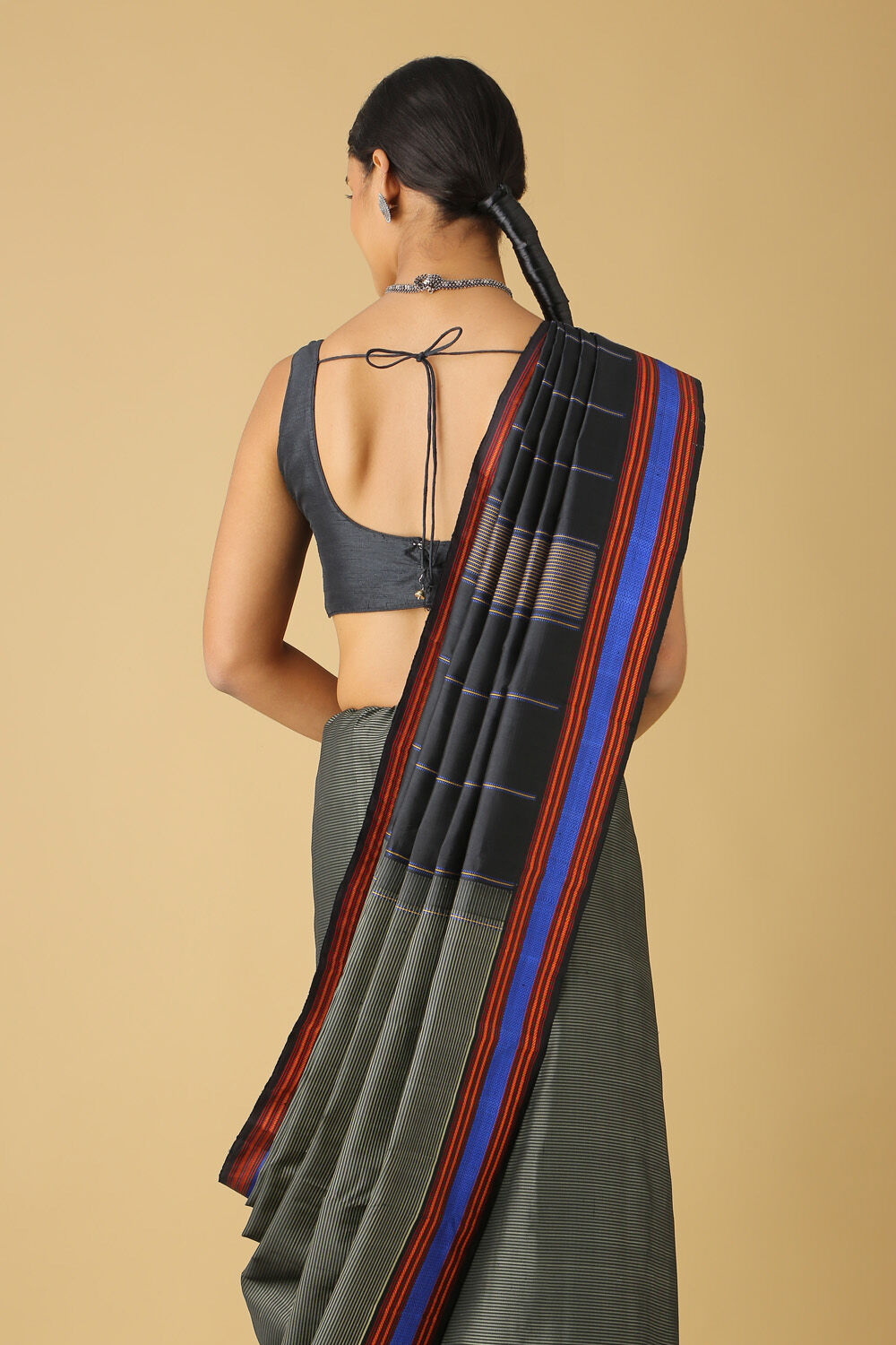 Black Pure Silk Kanjivaram Saree image number null