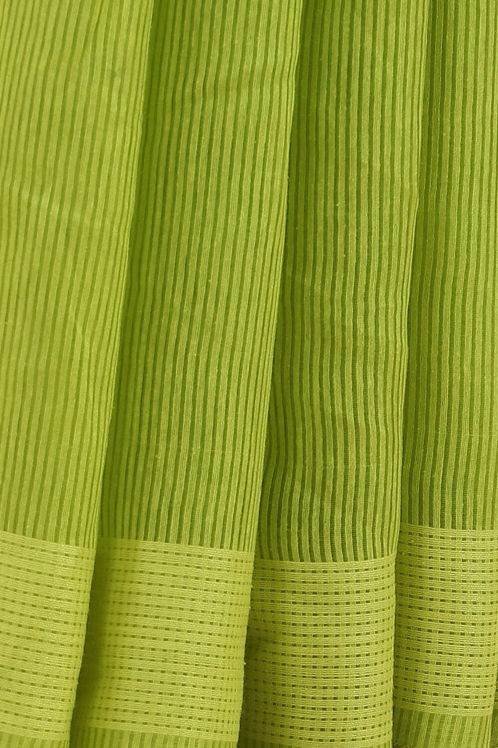 Green Pure Silk Woven Saree image number null