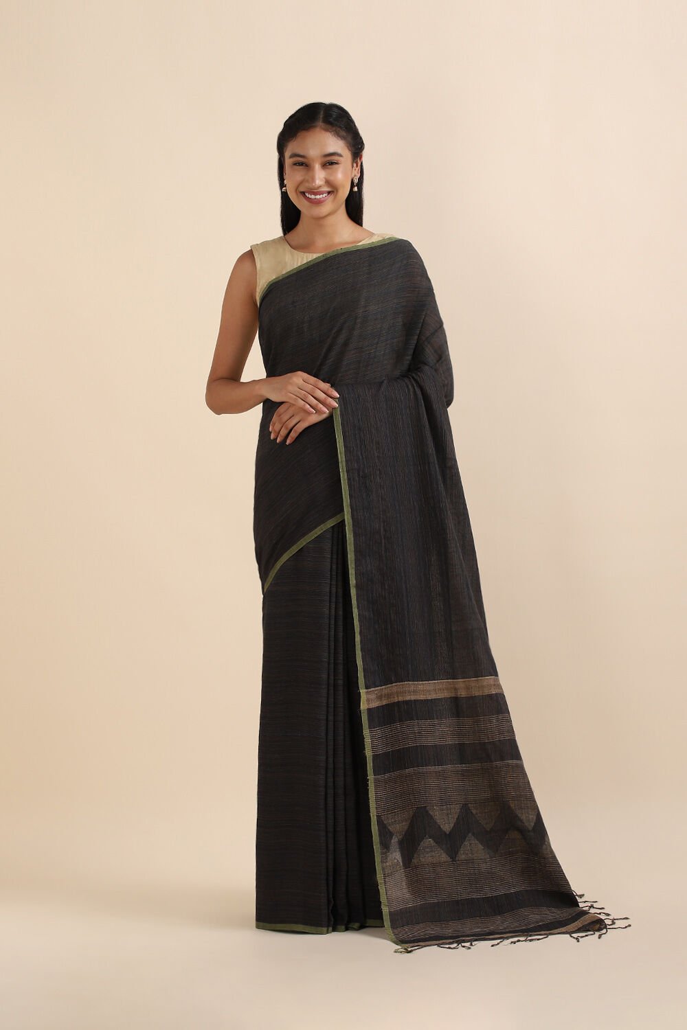 Black Pure Silk Cotton Jamdani Saree image number null
