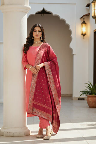 Pink Viscose Embroidered Kurta Set image number
