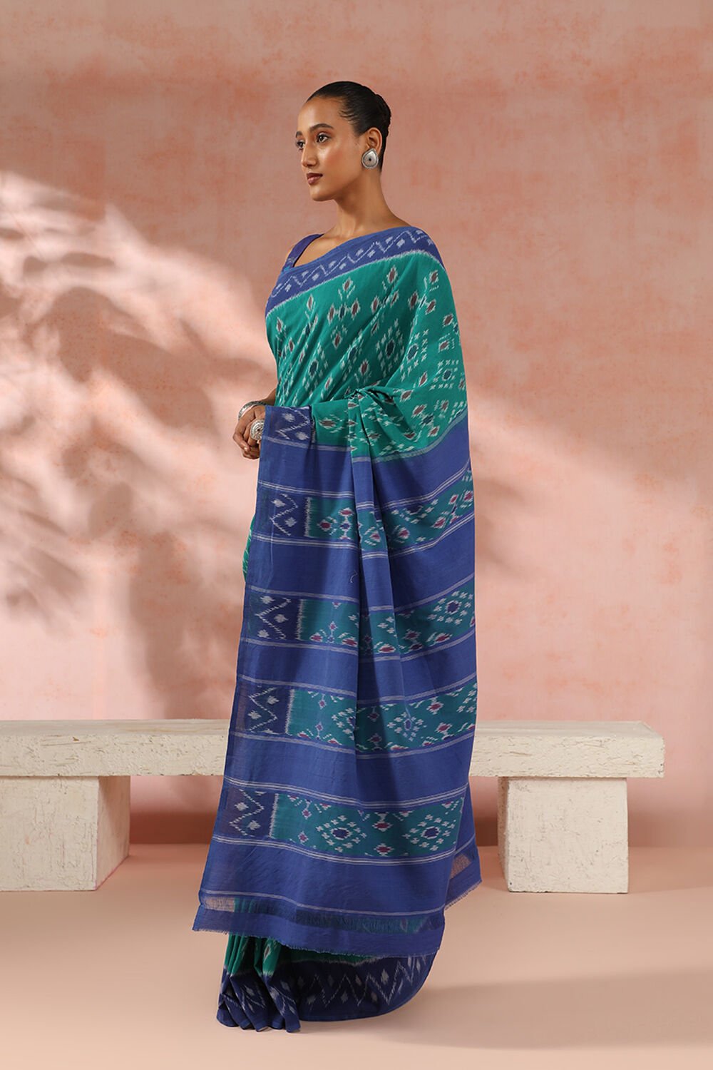 Green Pure Cotton Pochampalli Ikat Saree image number null