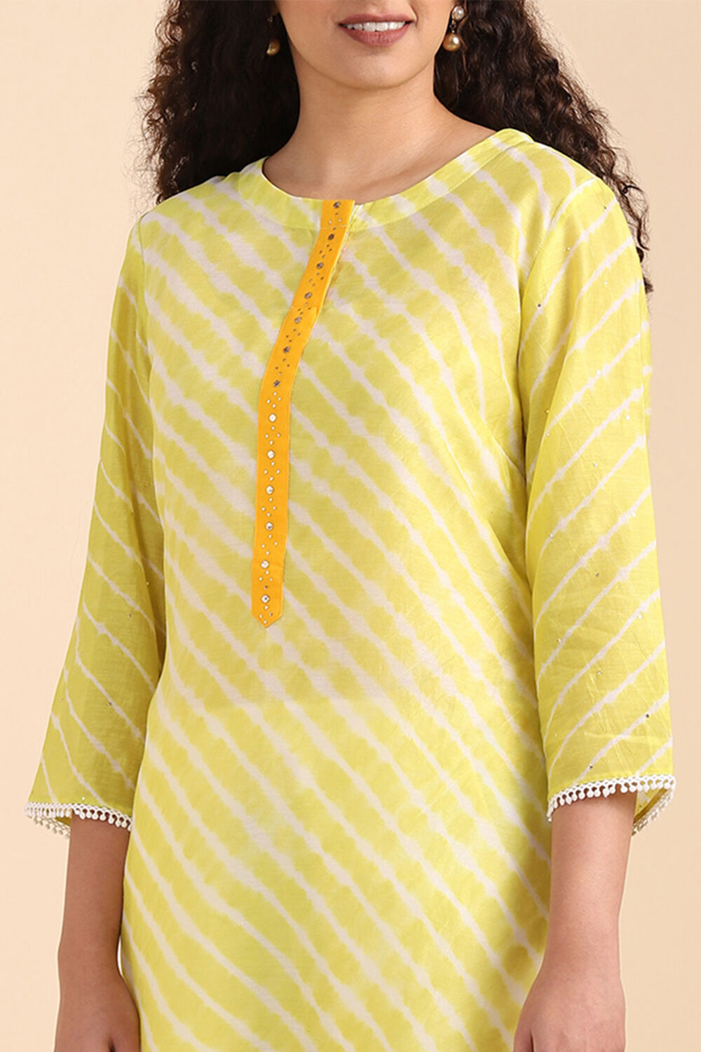 Light Green Silk Cotton Mukaish Work Kurta image number null