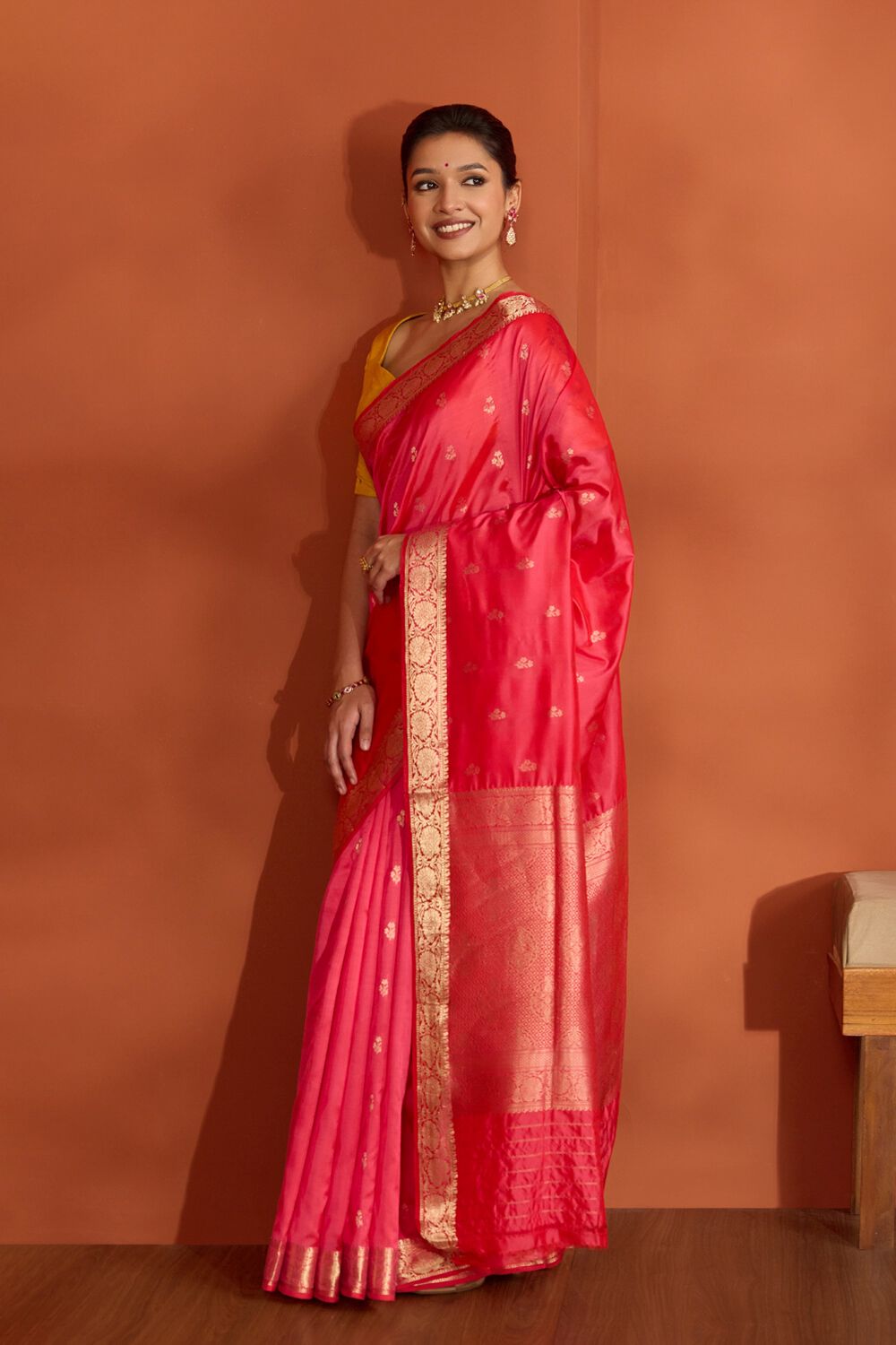 Pink Silk Viscose Cutwork Banarasi Saree image number null