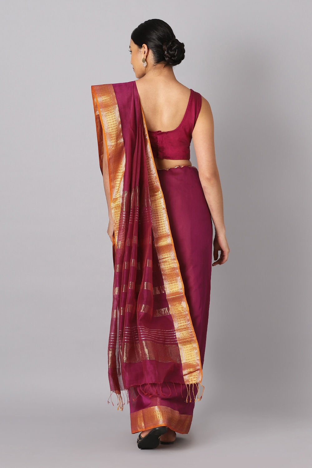 Dark Pink Pure Silk Cotton Maheswari Saree image number null