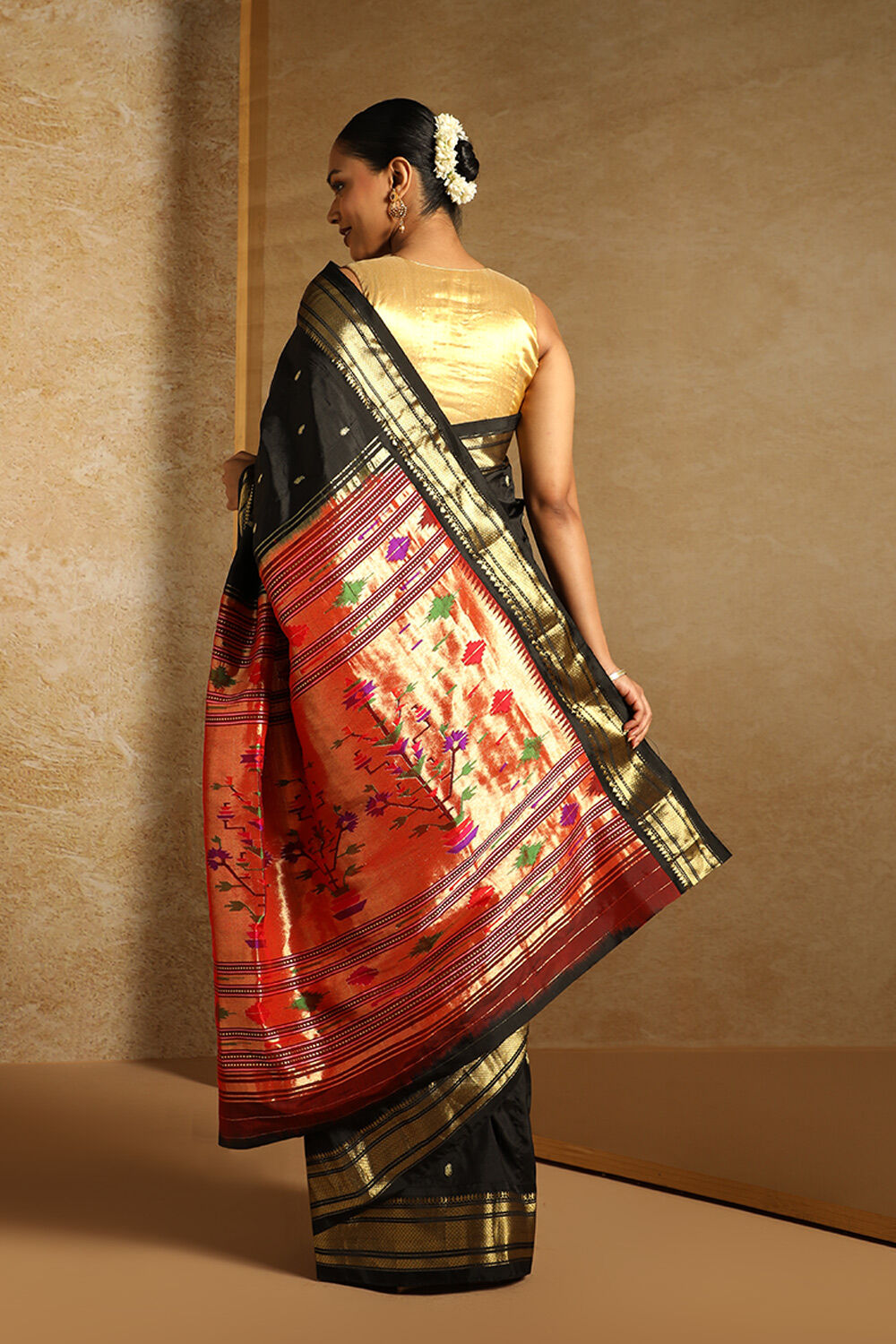 Black Pure Silk Paithani Saree image number null