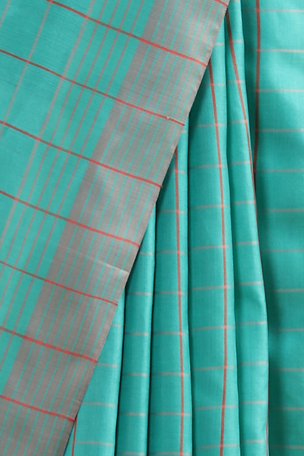 Green Pure Silk Woven Saree image number null