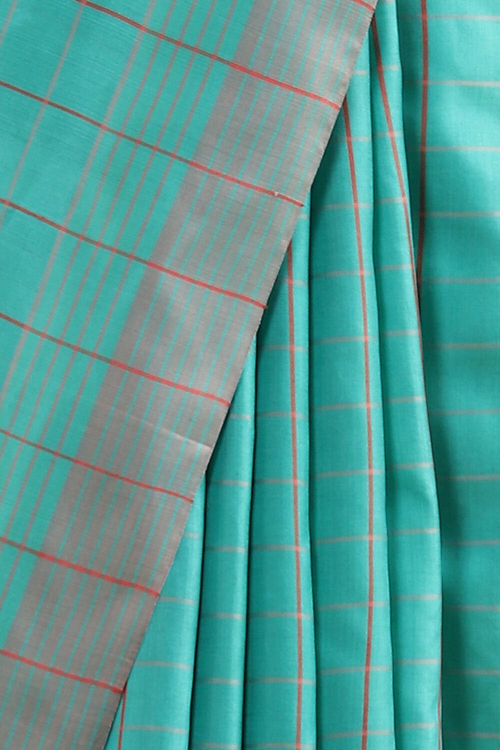 Green Pure Silk Woven Saree image number null