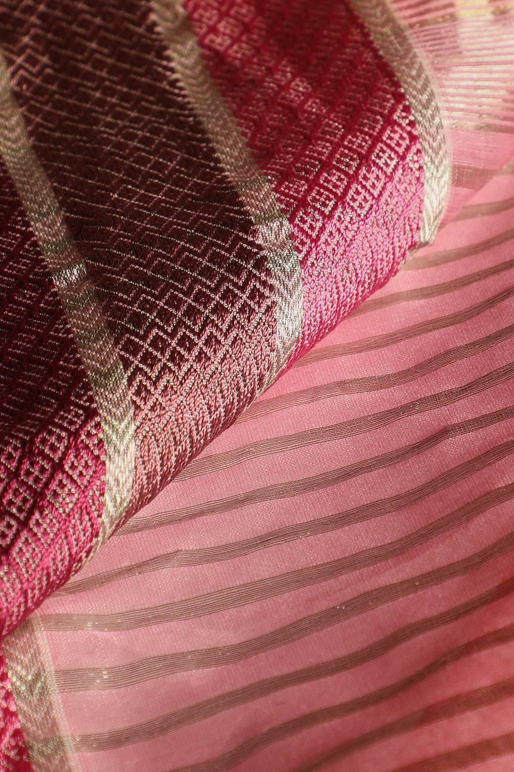 Pink Pure Silk Cotton Woven Maheshwari Saree image number null