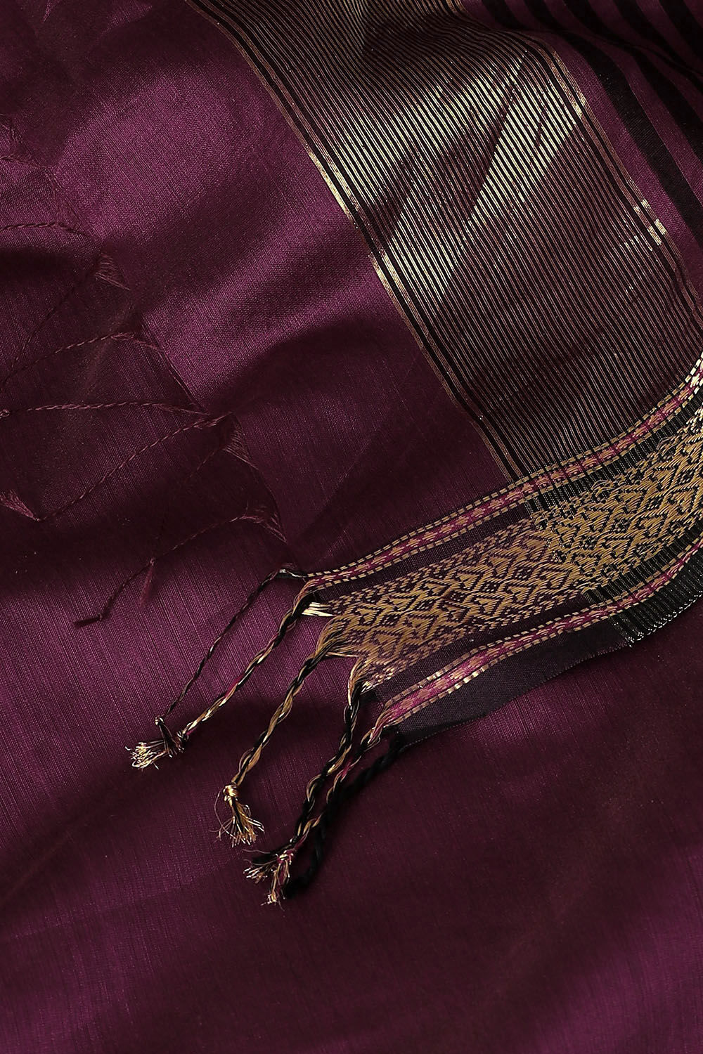 Violet Pure Silk Cotton Maheswari Saree image number null