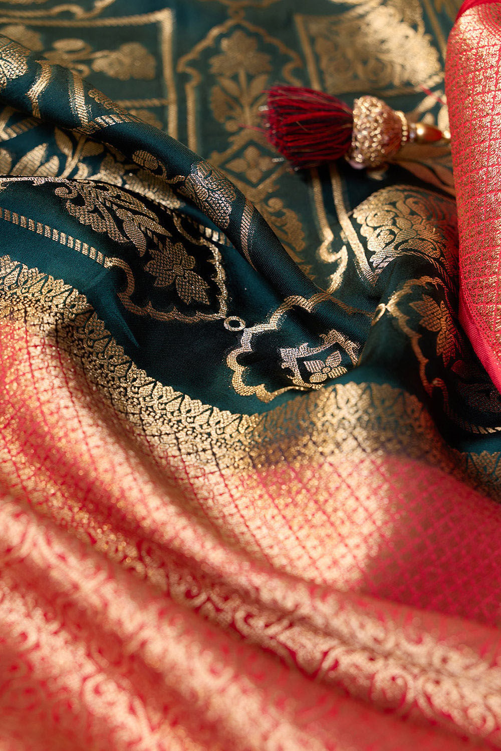 Green Woven Viscose Satin Saree image number null