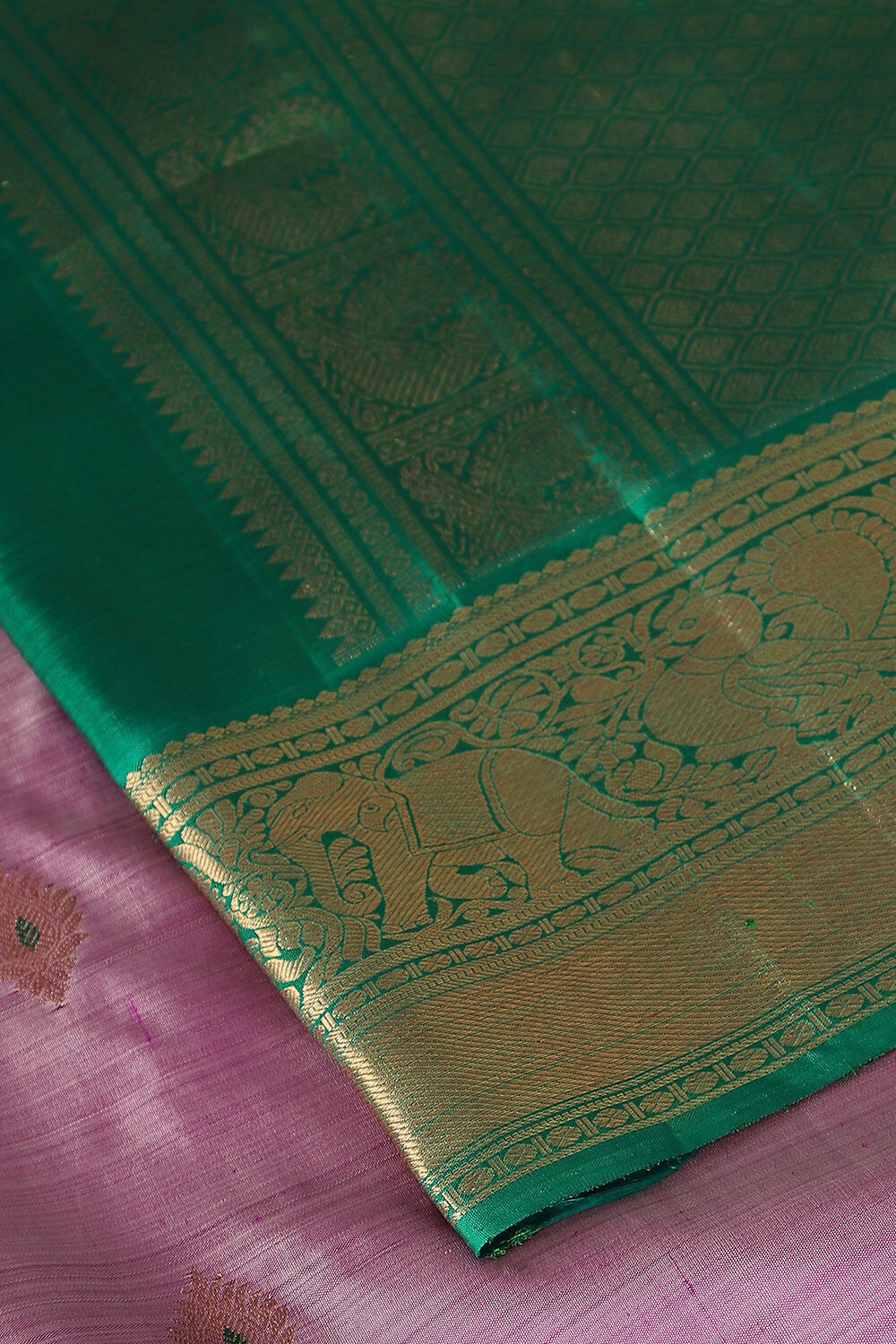 Violet Pure Silk Kanjivaram Saree image number null