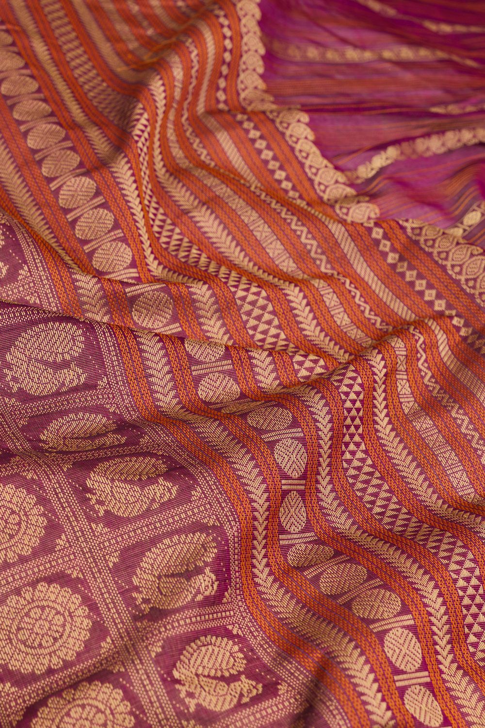 Dark Violet Cotton Woven Saree image number null