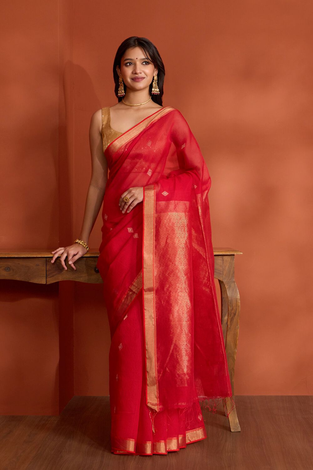Red Pure Silk Cotton Bengal Woven Saree image number null
