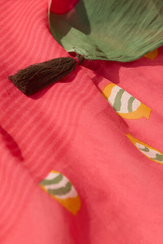 Pink Bengal Screen Printed Pure Cotton Mulmul Saree thumbnail image number null