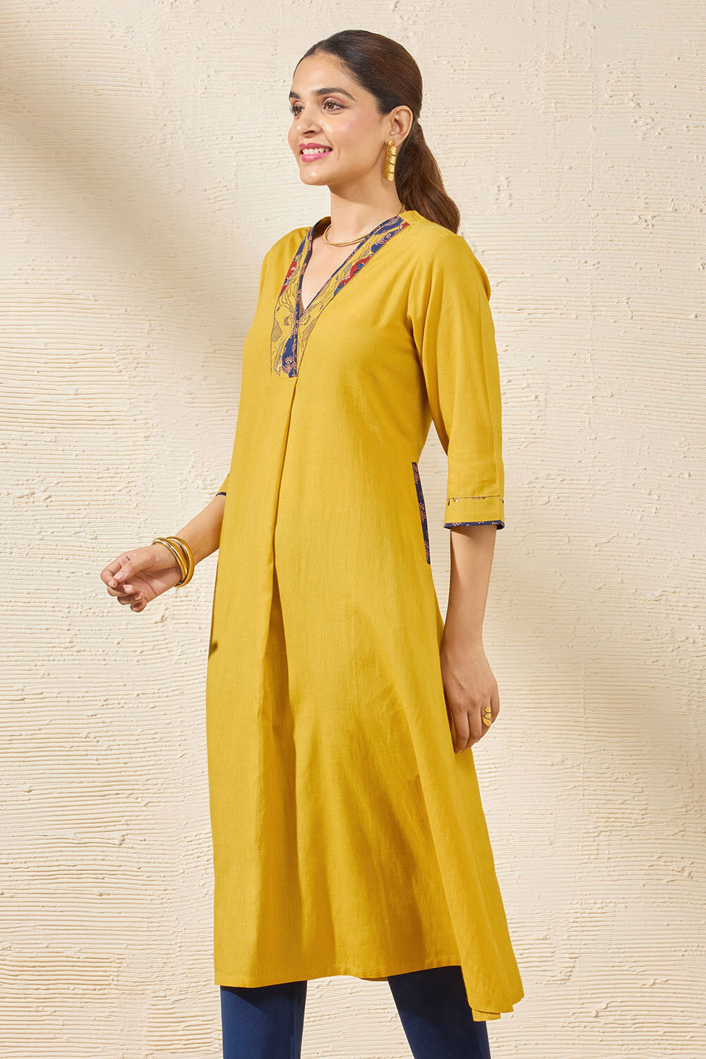 Yellow Pure Cotton Applique Kurta image number null
