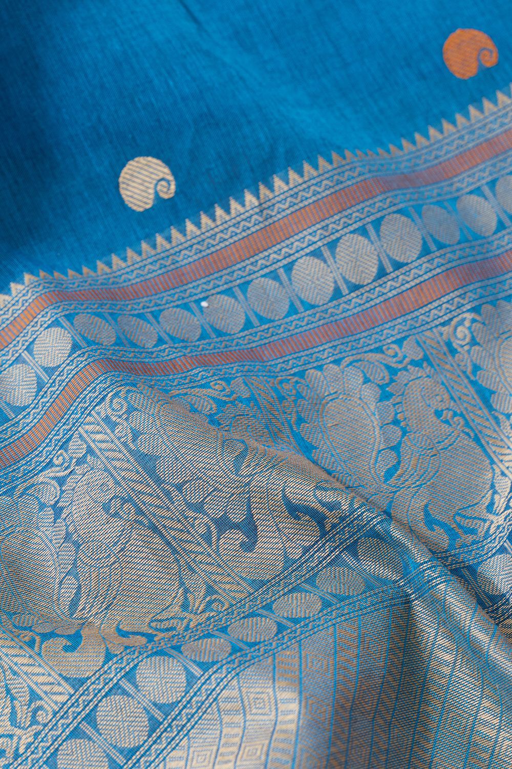 Blue Woven Pure Cotton Saree image number null