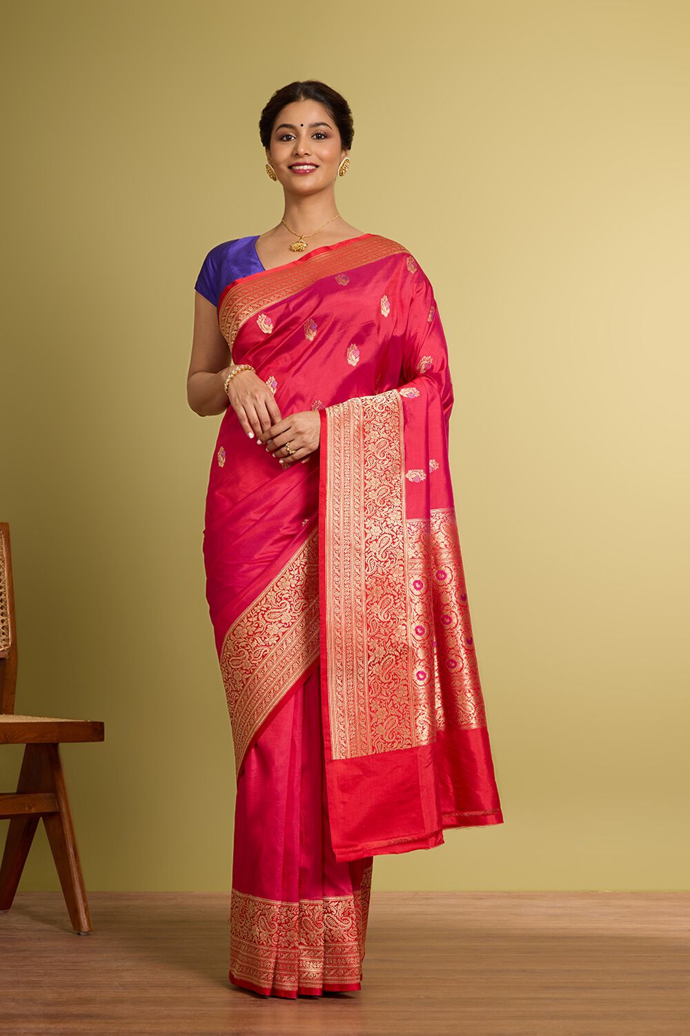 Dark Pink Pure Silk Kadwa Banarasi Saree image number null