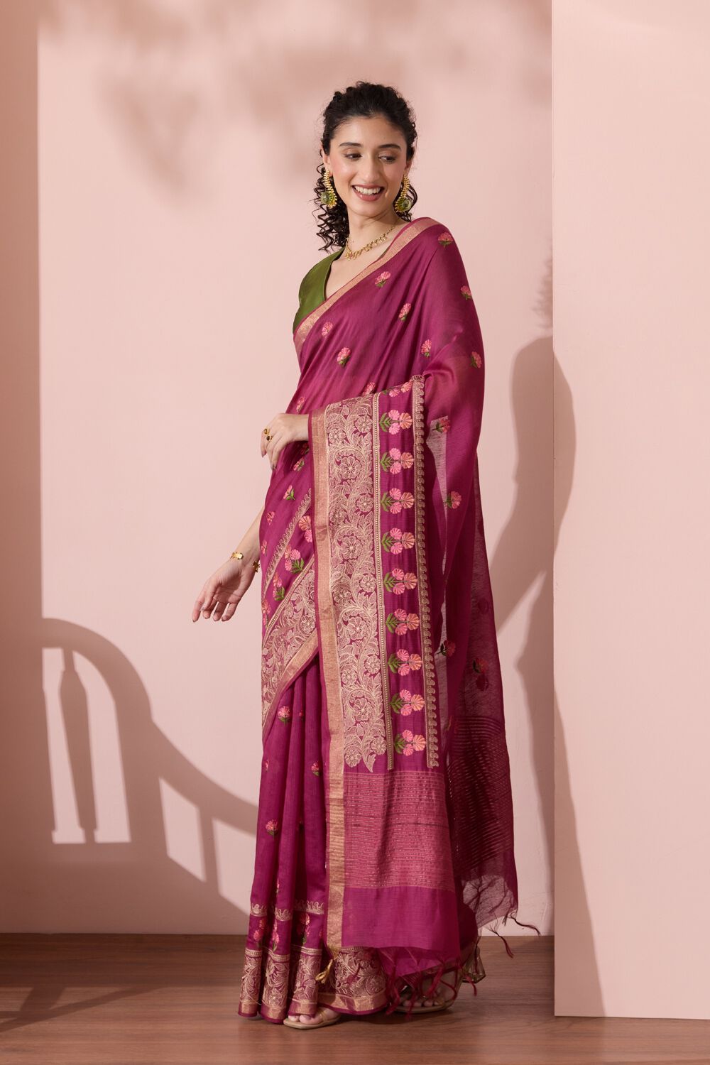 Purple Bengal Pure Silk Linen Embroidered Saree image number null