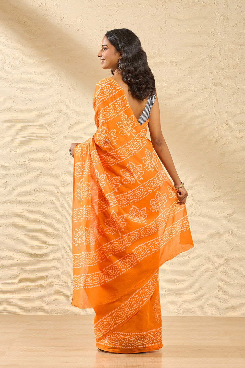 Light Orange Ujjain Pure Cotton Batik Saree image number null