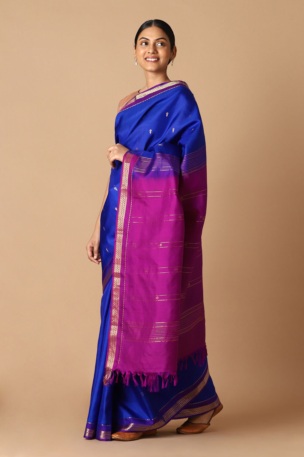 Blue Pure Silk Kanjivaram inspired Saree image number null
