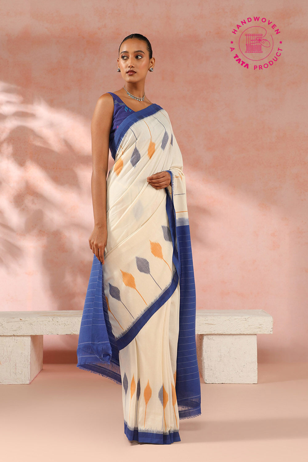 Off White Pure Cotton Pochampalli Ikat Saree image number null