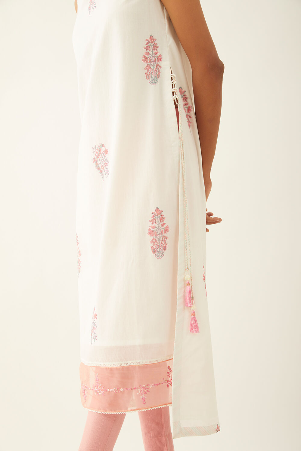 Off White Viscose Block Printed Kurta image number null