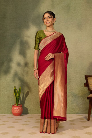 Red Viscose Satin Woven Saree thumbnail image number null