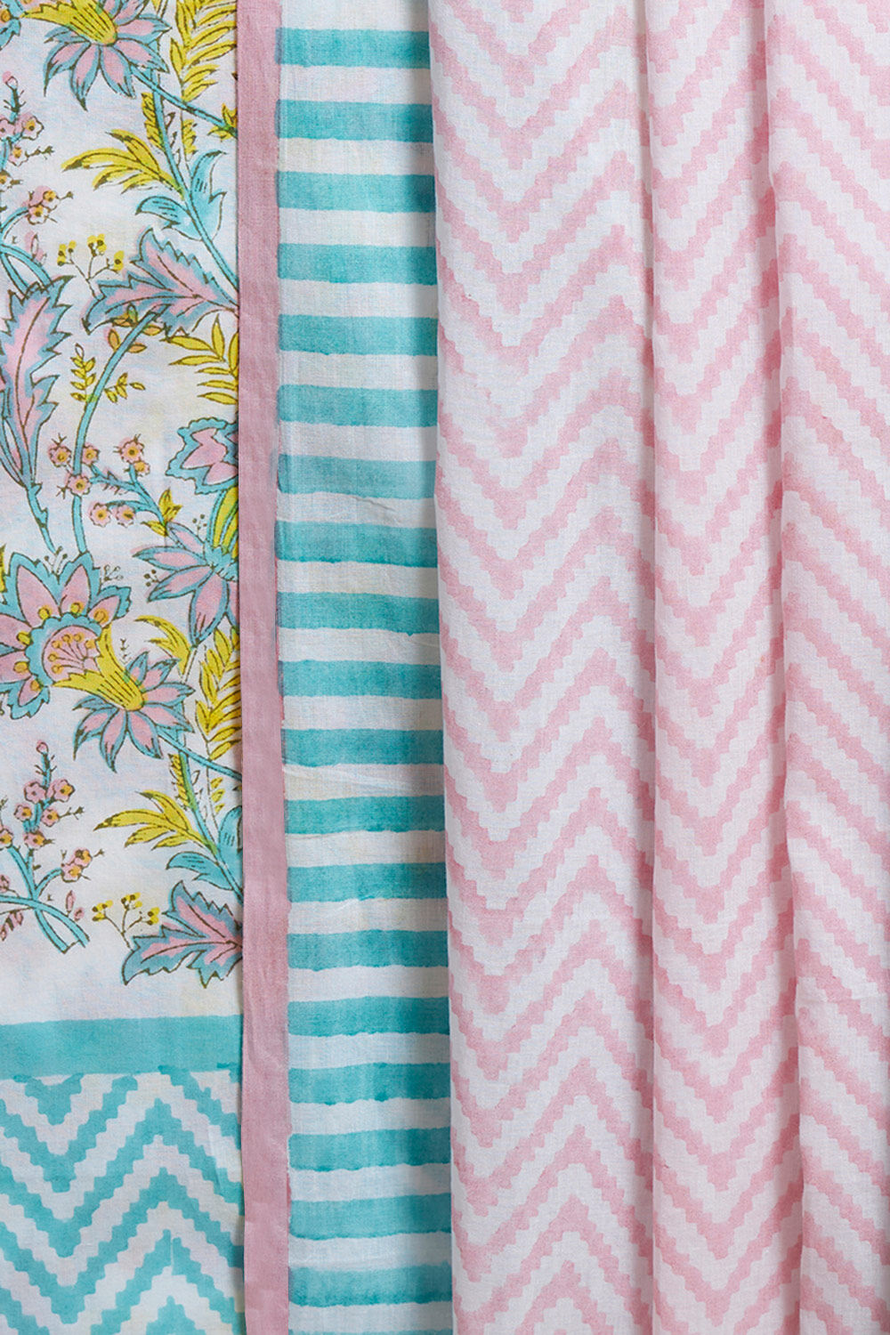 Off White Pure Cotton Printed Sanganeri Suit Set image number null