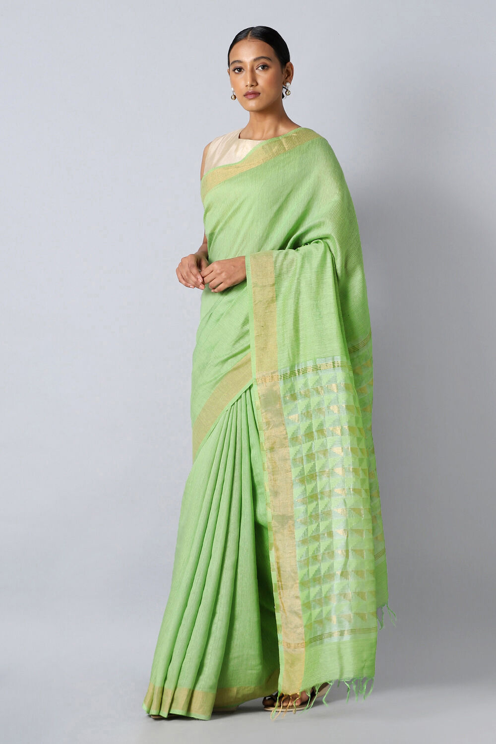 Green Pure Silk Tussar Bhagalpuri Saree image number null