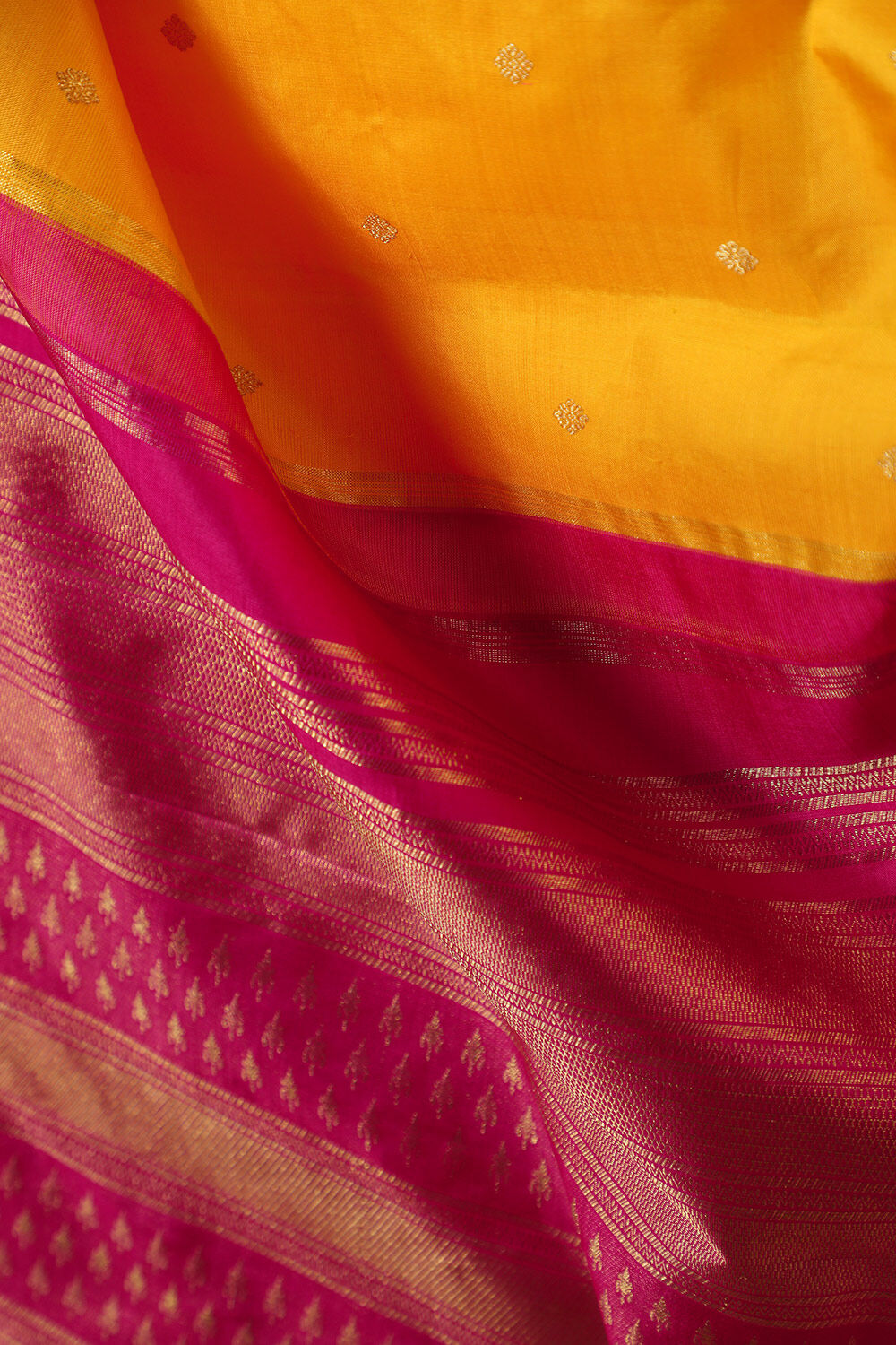 Yellow Pure Silk Woven Kanjivaram Saree image number null
