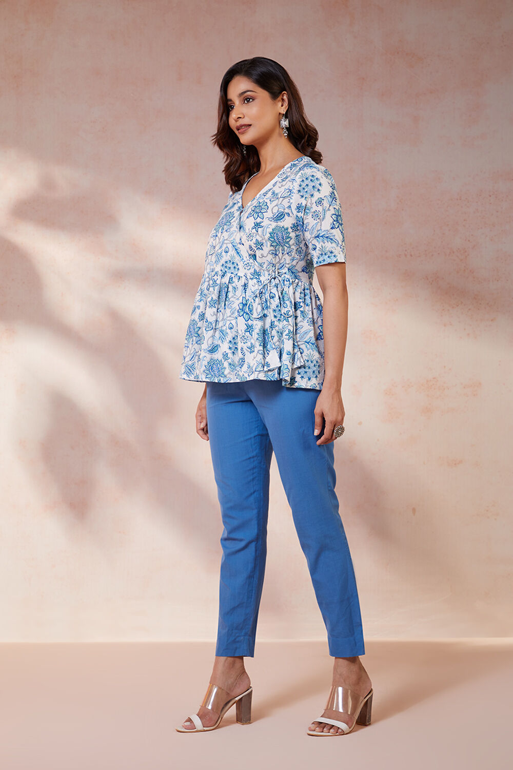Off White Pure Cotton Printed Sanganeri Short Top image number null