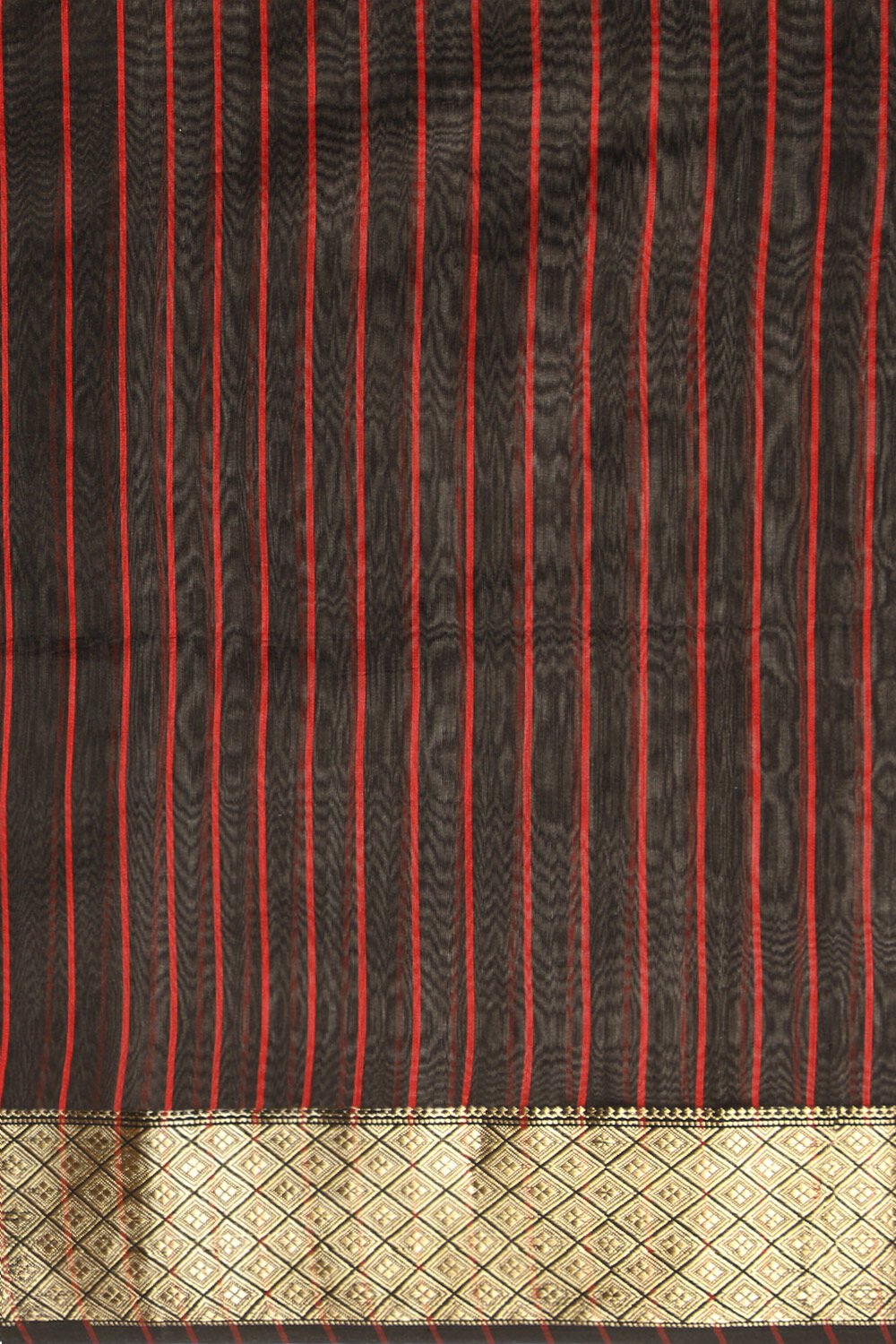 Black Pure Silk Cotton Woven Maheshwari Saree image number null