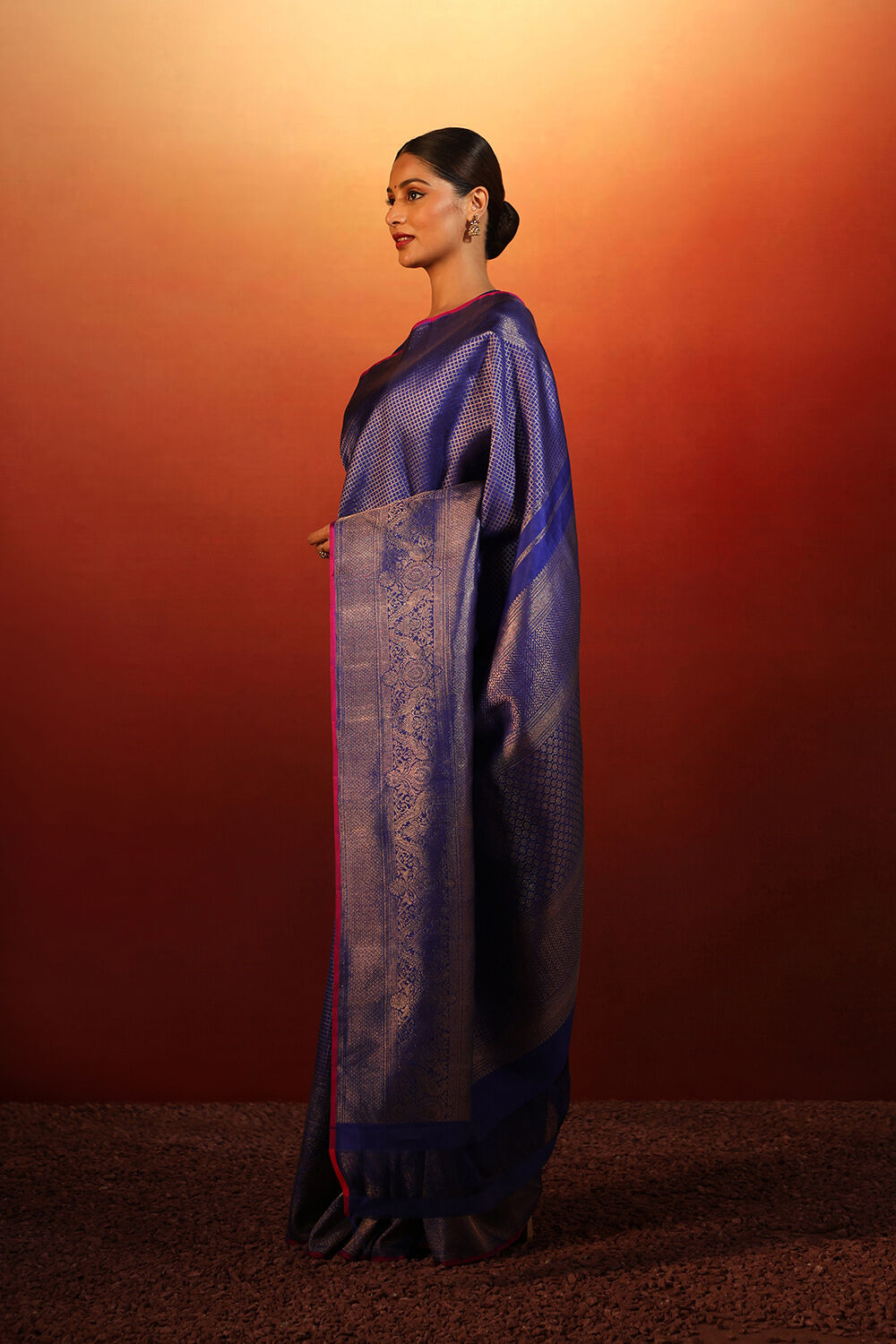 Blue Woven Pure Silk Kanjivaram Saree image number null