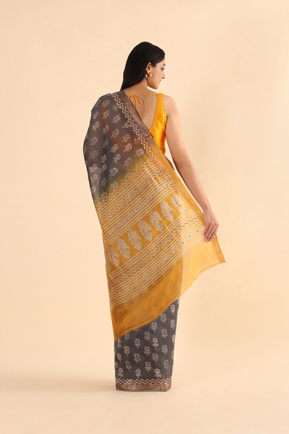 Grey Pure Silk Cotton Embroidered Saree image number null