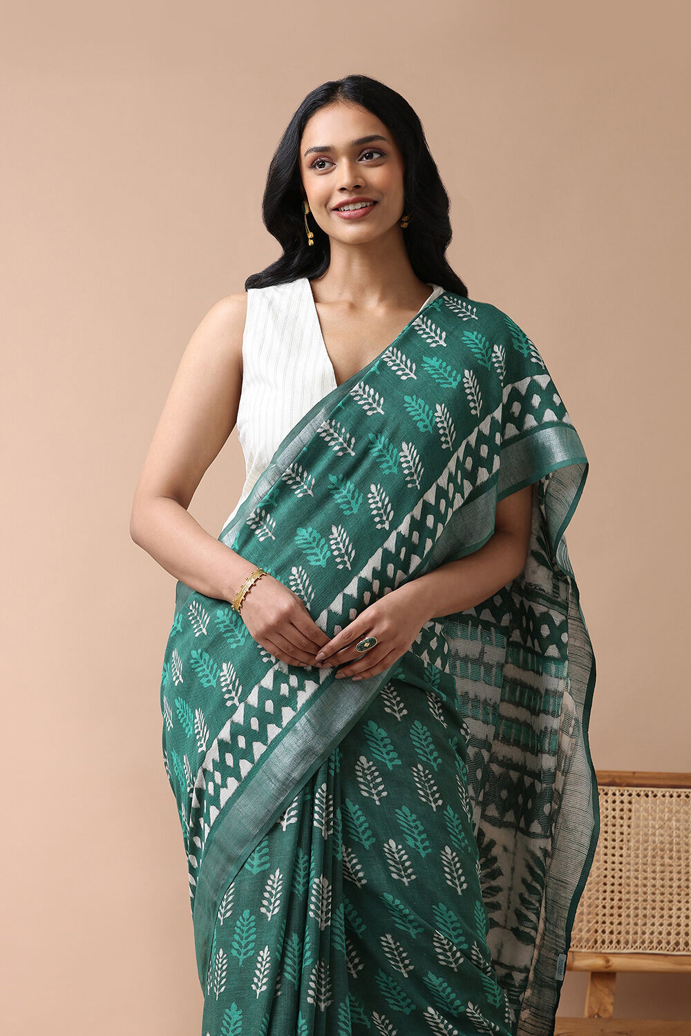 Green Cotton Viscose Contemporary Block Printed Saree image number null