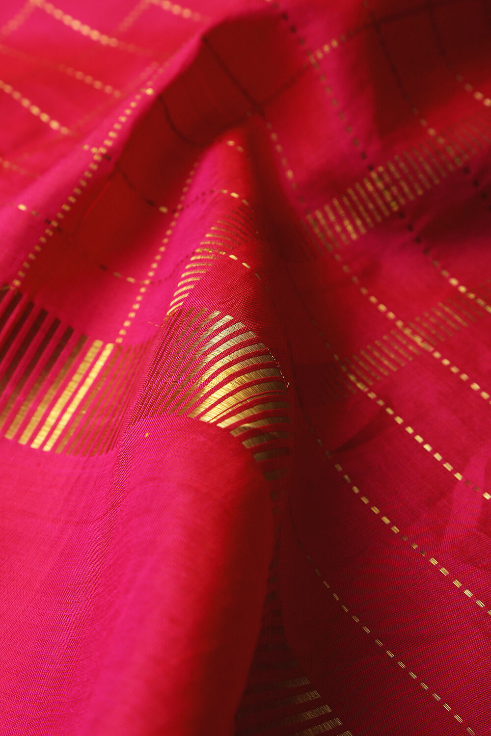 Fuchsia Pink Pure Silk Kanjeevaram Dupatta image number null