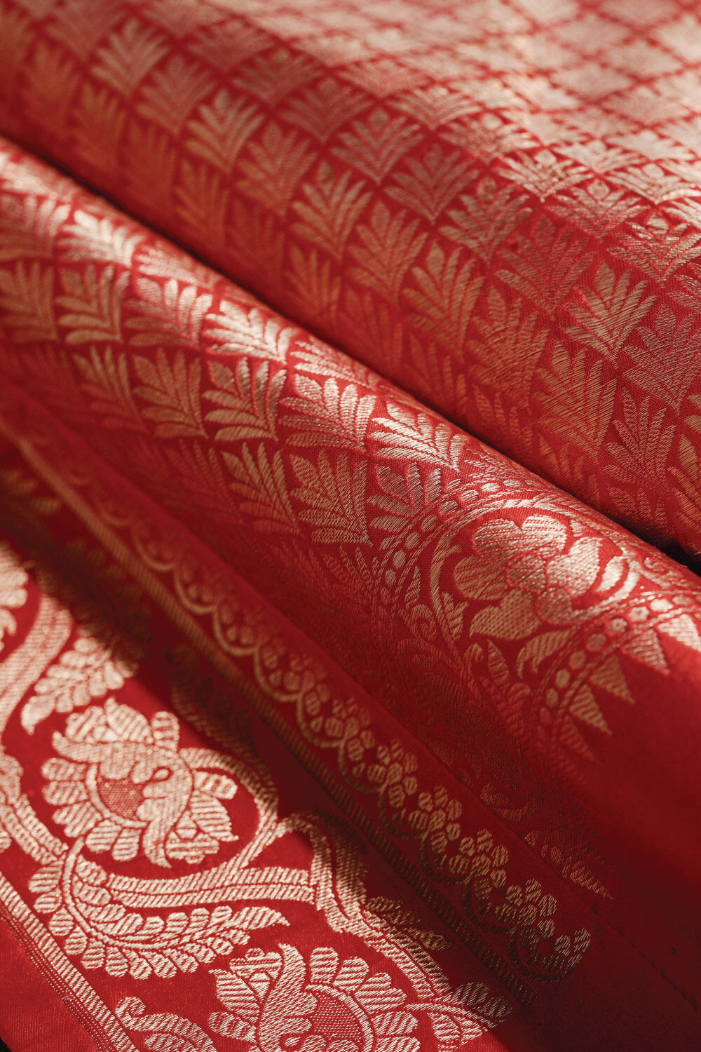 Off White Pure Silk Brocade Banarasi Saree image number null