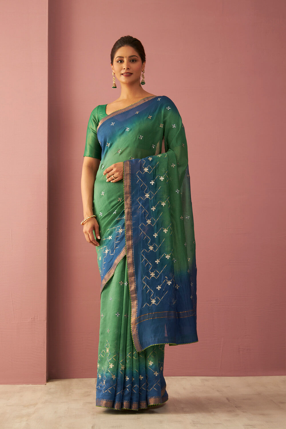 Green Pure Silk Cotton Embroidered Saree image number null