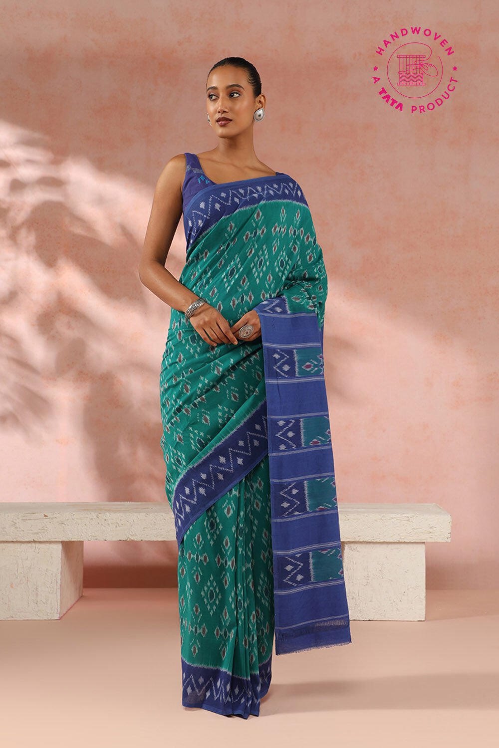 Green Pure Cotton Pochampalli Ikat Saree image number null