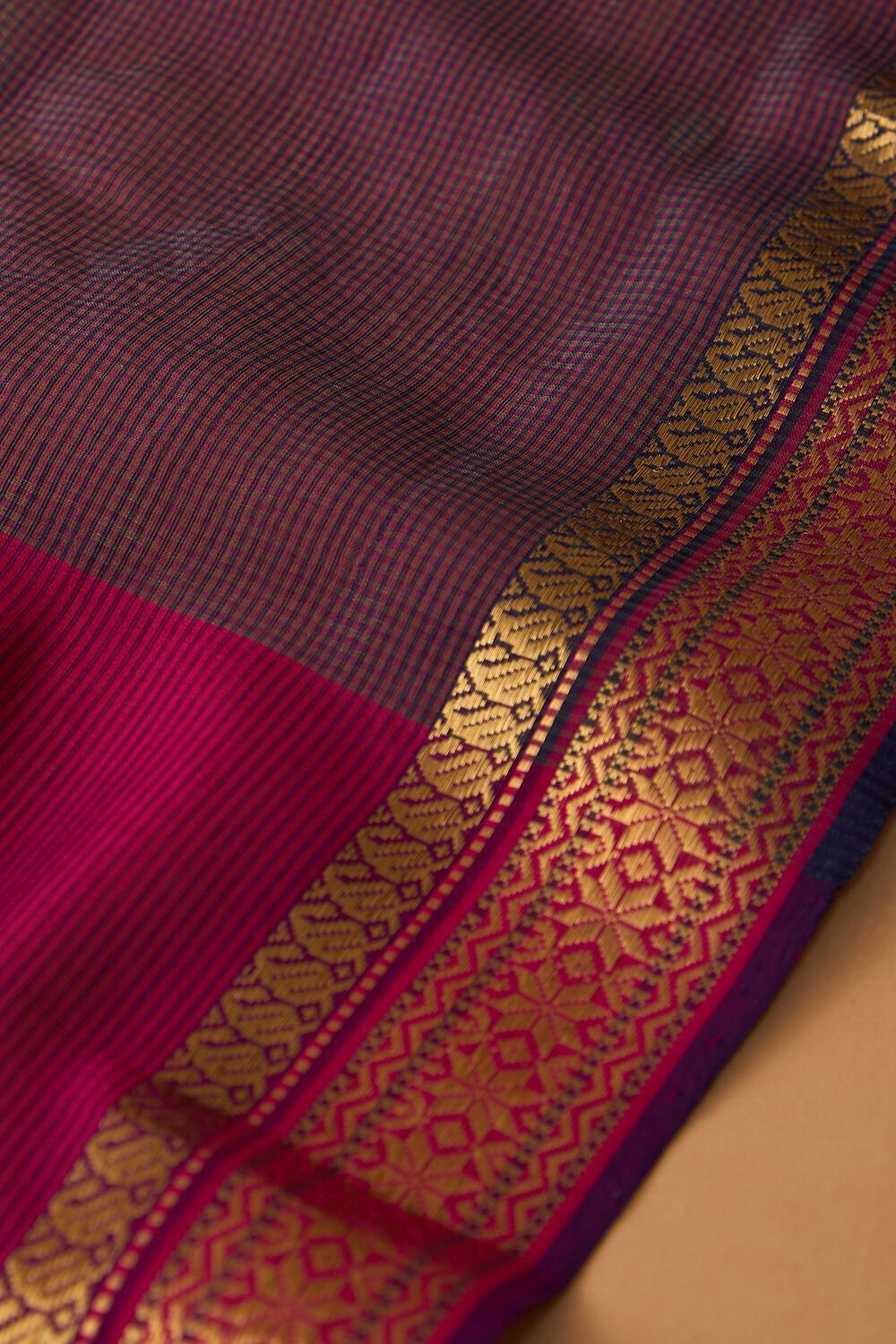 Purple Woven Pure Silk Tissue Maheshwar Saree image number null
