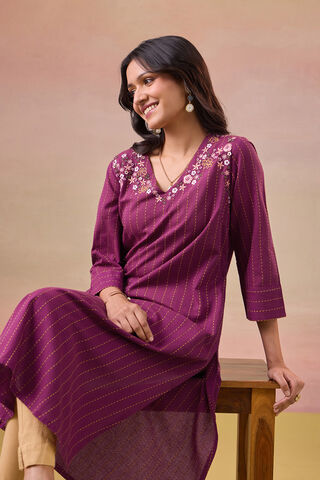Purple Pure Cotton Embroidered Kurta image number